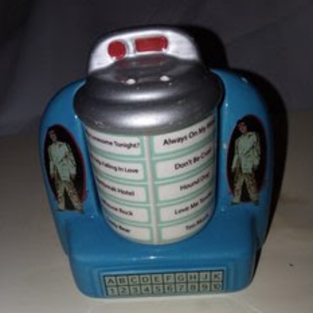 Elvis Presley Jukebox Ceramic Salt & Pepper 